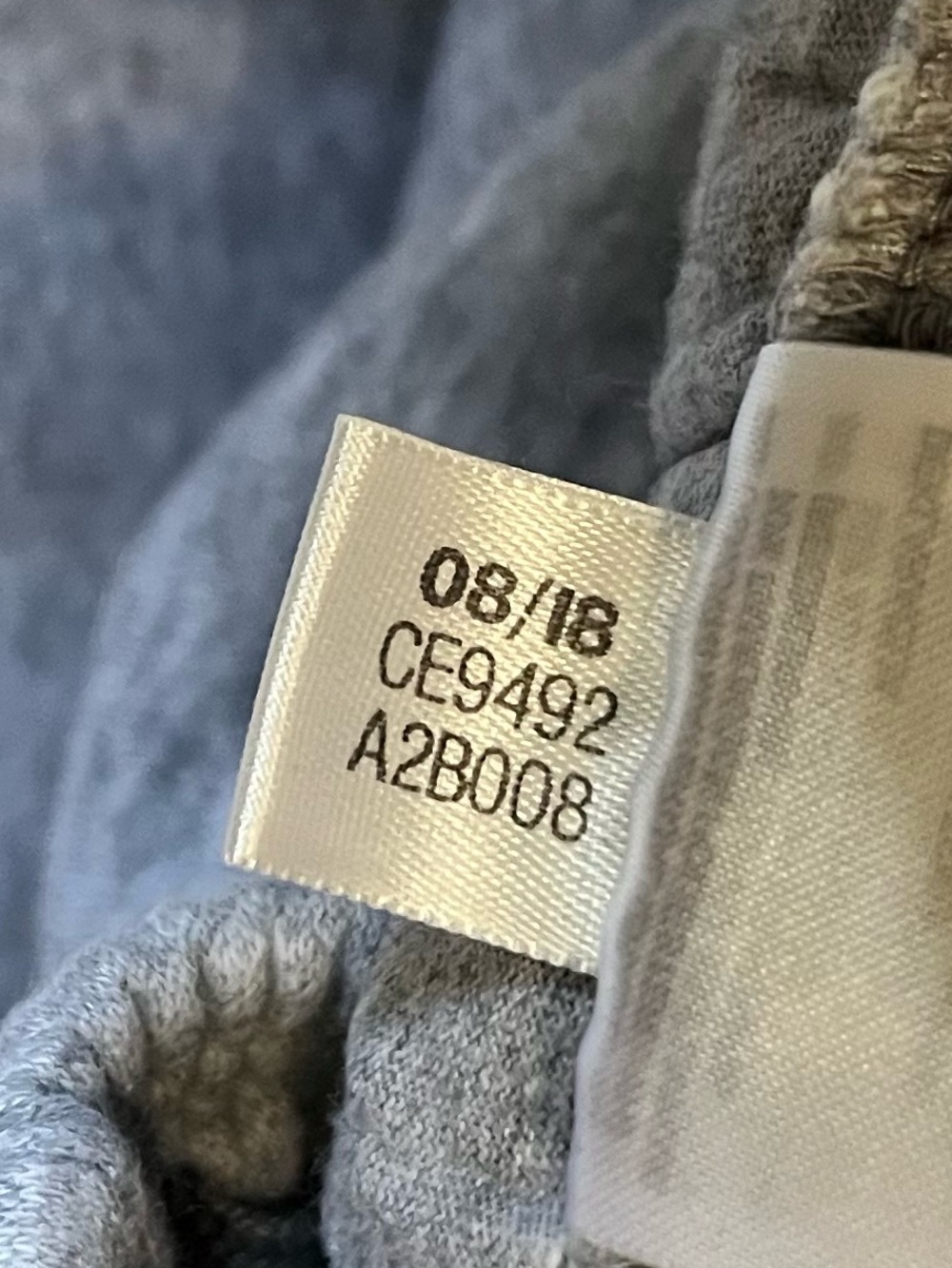 Adidas Women’s or Teens Grey Three-Stripe Joggers Size Medium - Picture 7 of 7